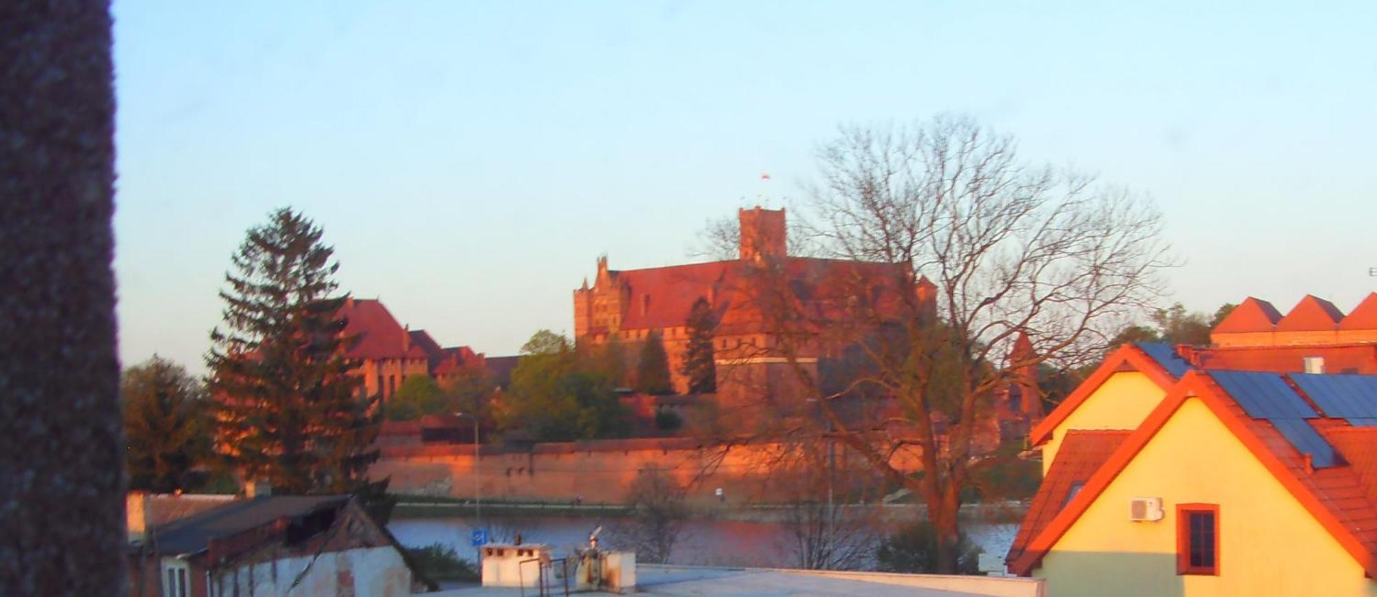 Malbork Apartament Z Widokiem Na Zamek Экстерьер фото